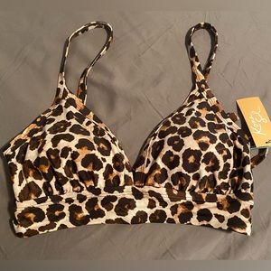 NWT Kona Sol Bikini Top, Size D/DD